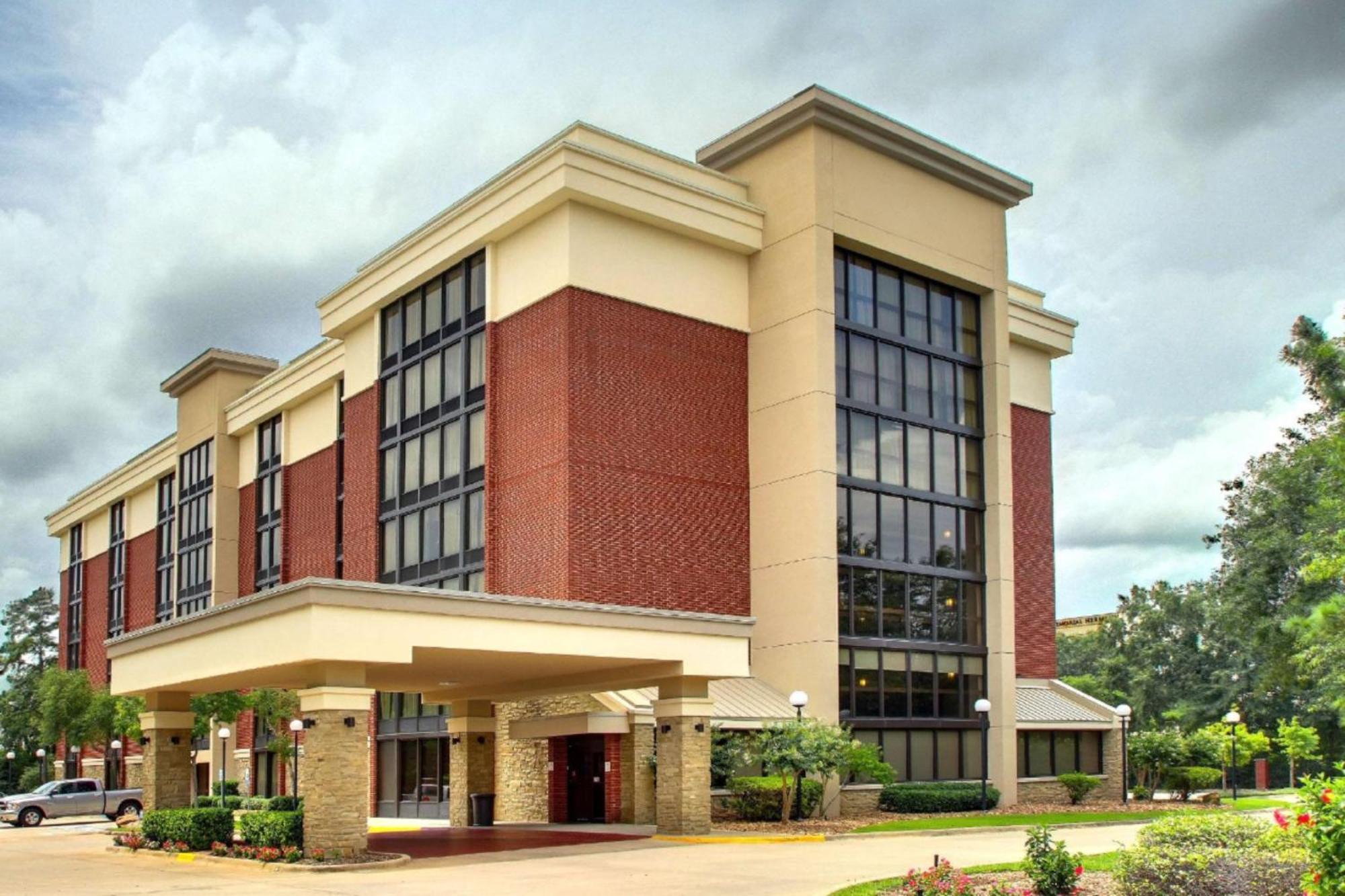 Heritage Inn & Suites The Woodlands, Trademark By Wyndham 외부 사진