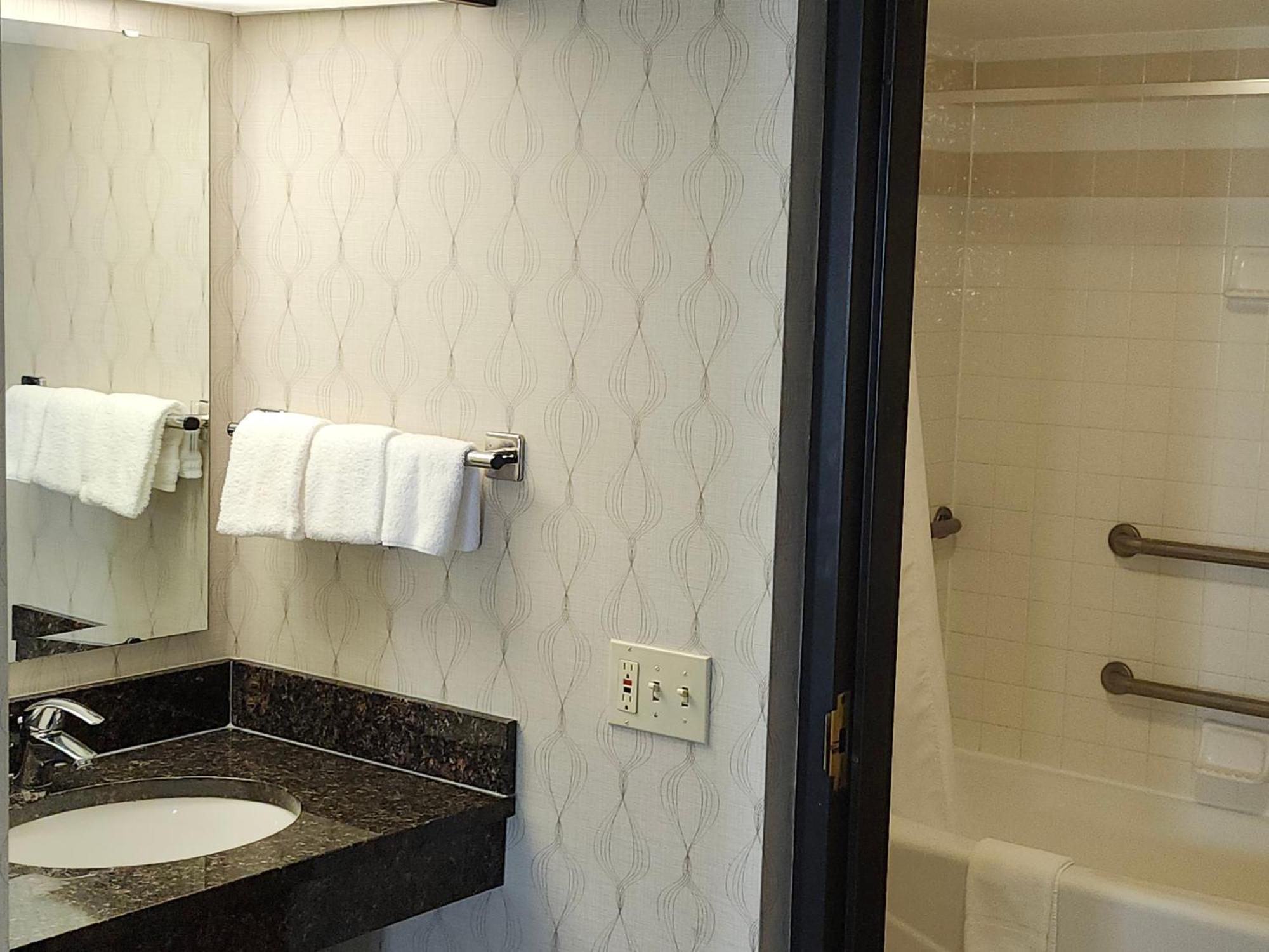 Heritage Inn & Suites The Woodlands, Trademark By Wyndham 외부 사진