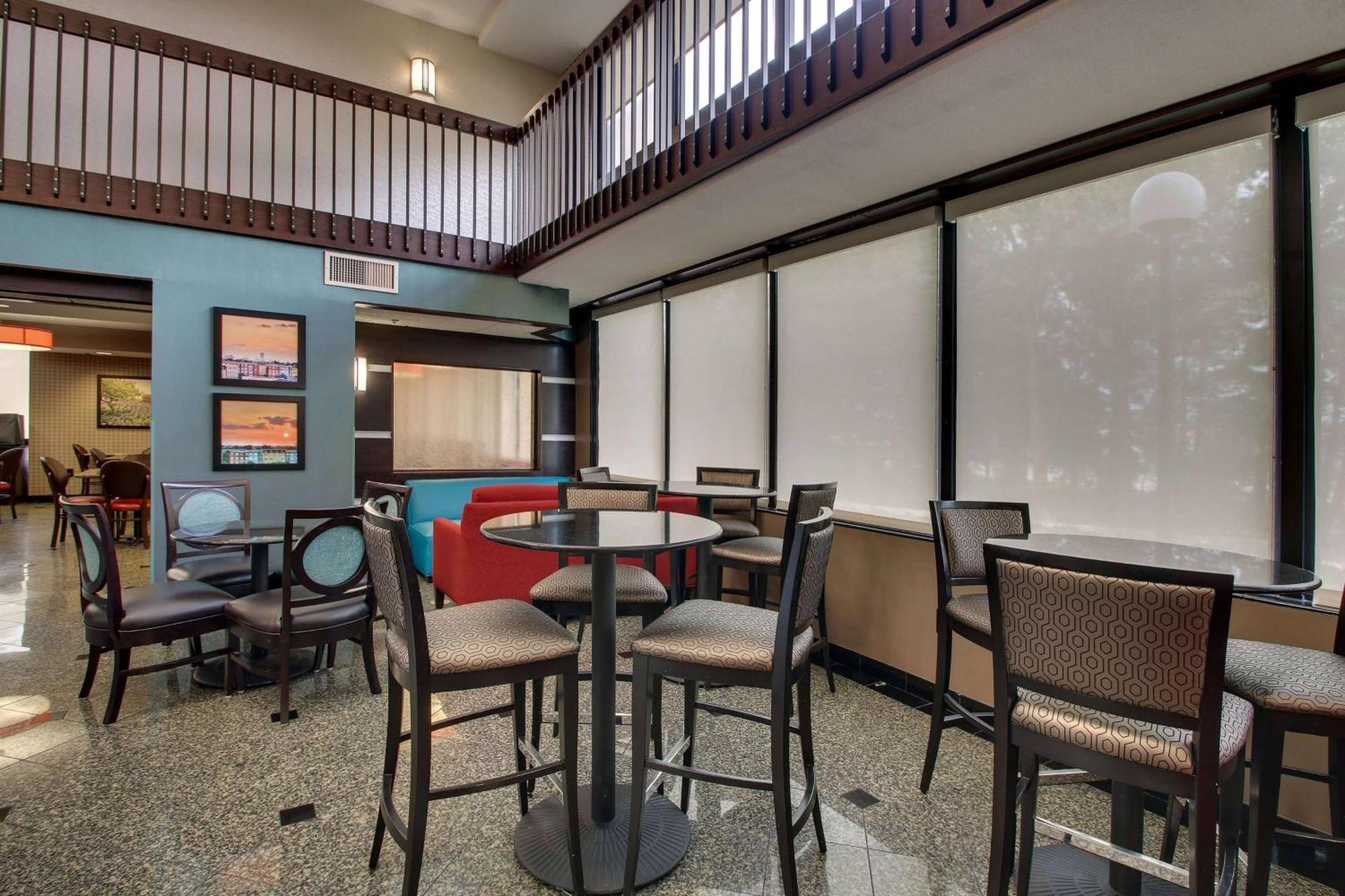 Heritage Inn & Suites The Woodlands, Trademark By Wyndham 외부 사진